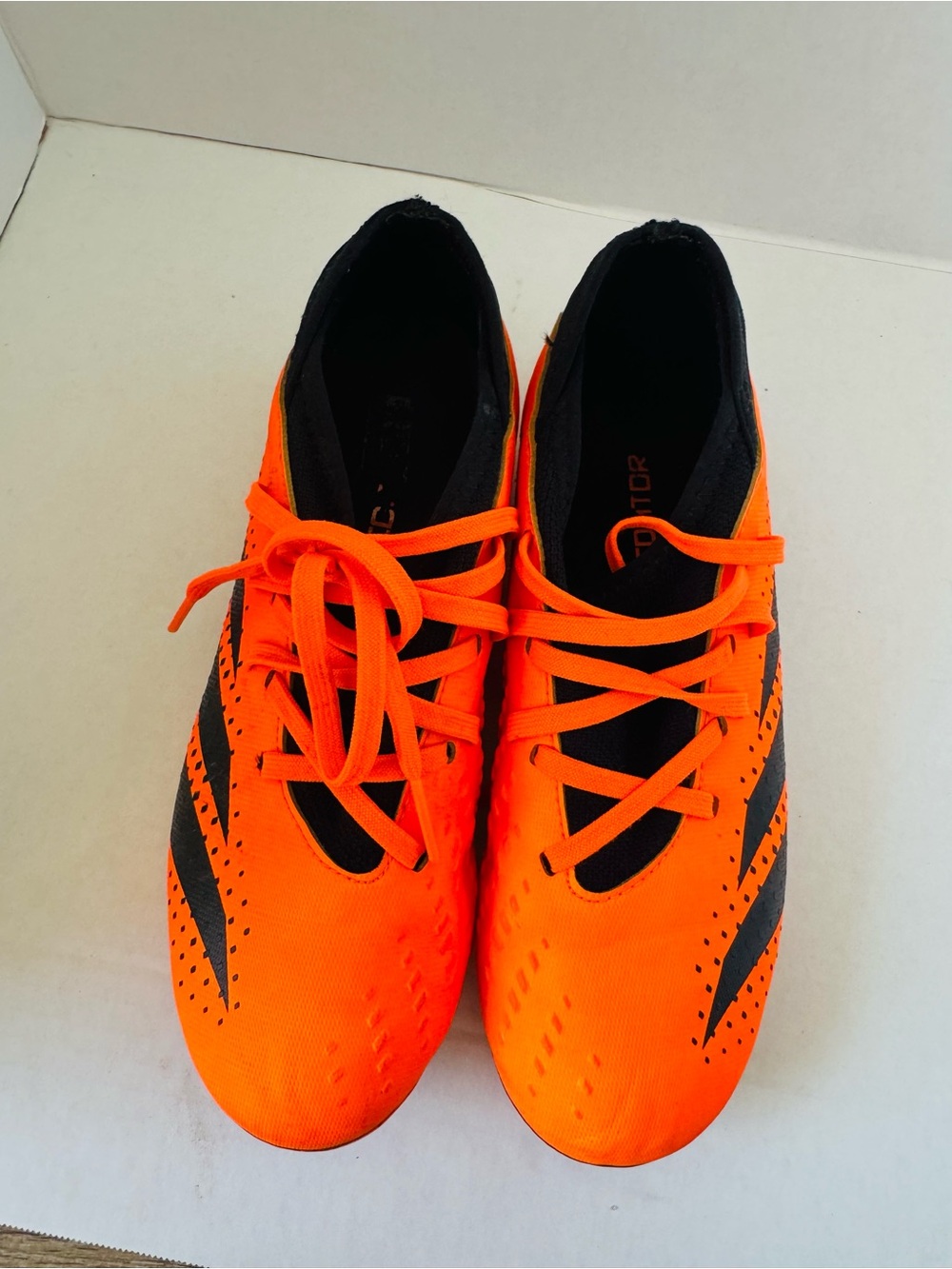 adidas Predator boys Bright Orange and Black Soccer Cleats size 3